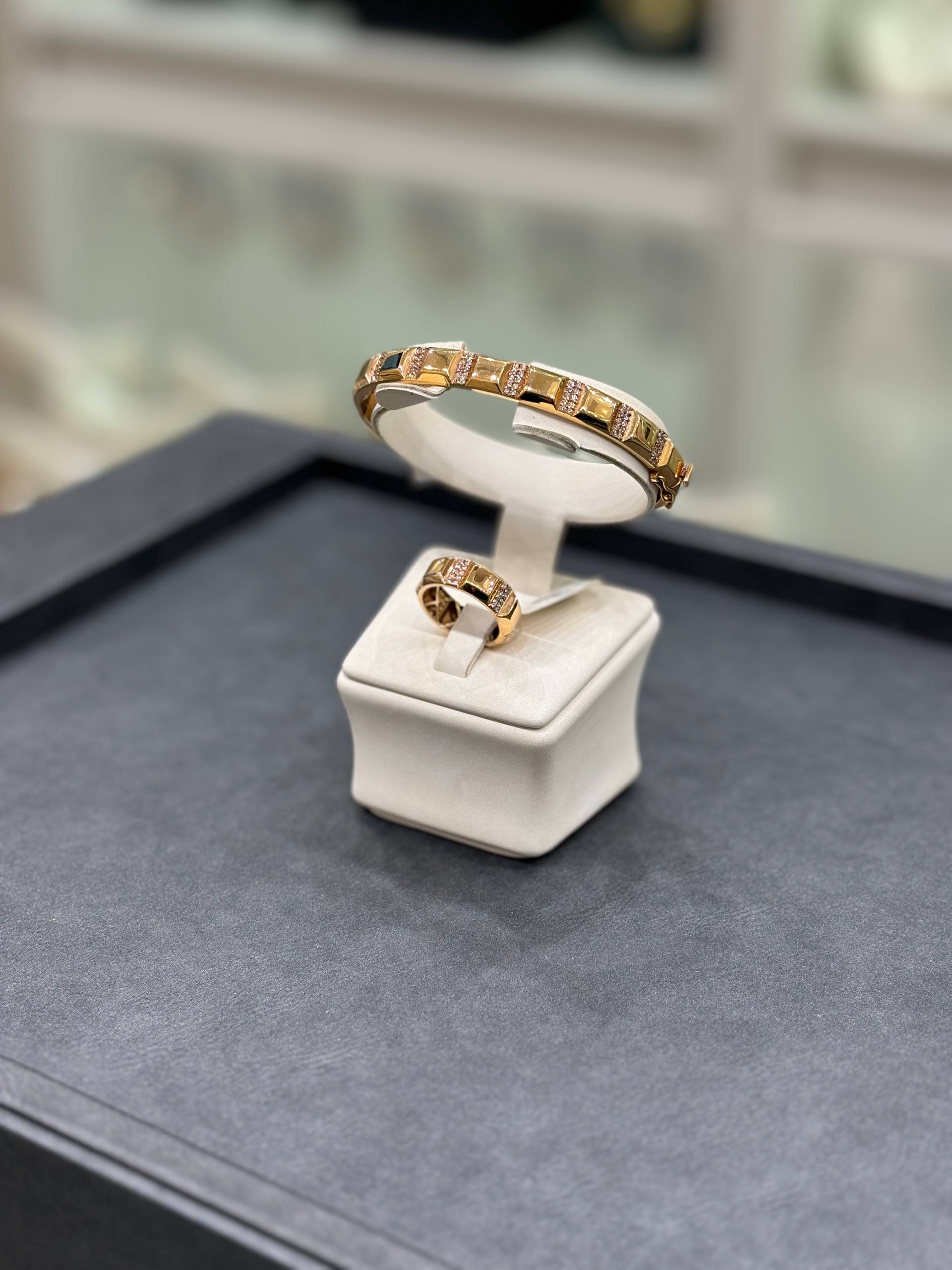 photo_2025-12-05_20-48-54